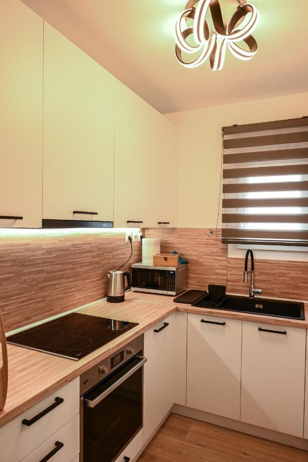 Larisa Hospitality I - Roof Top Apartment - With Free Parking Εξωτερικό φωτογραφία