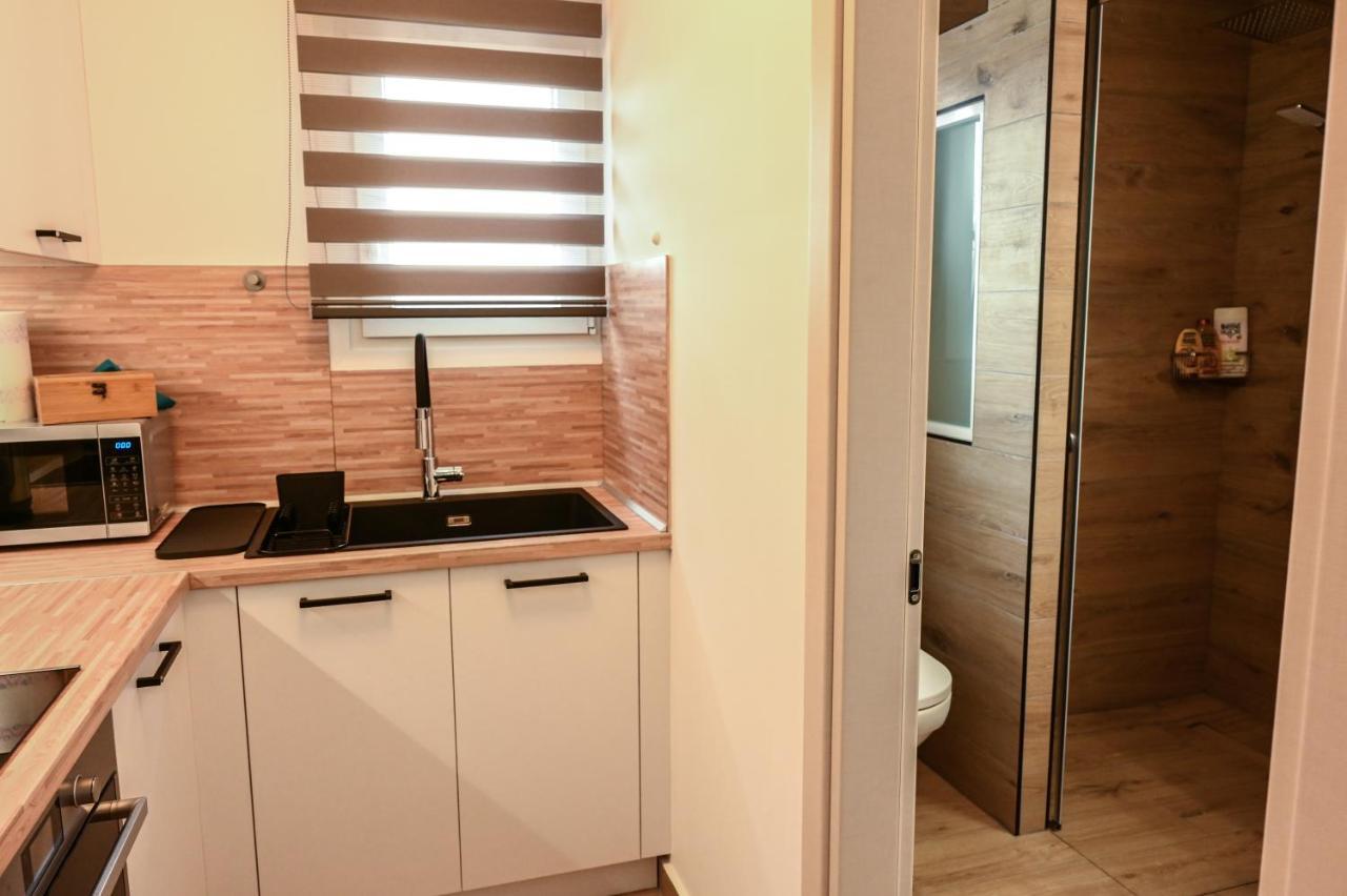 Larisa Hospitality I - Roof Top Apartment - With Free Parking Εξωτερικό φωτογραφία
